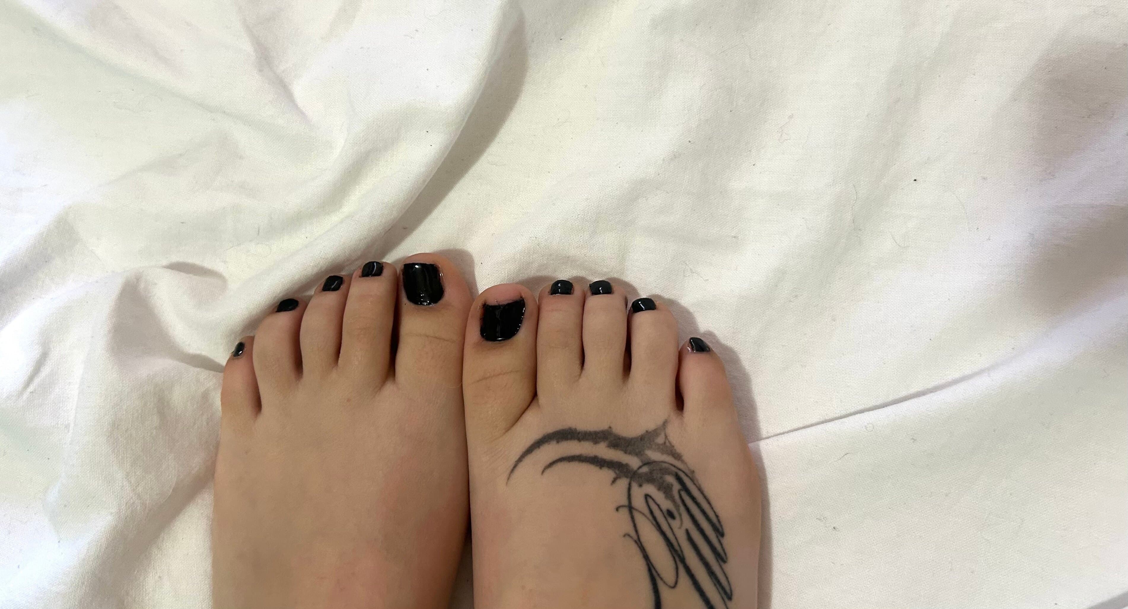 MeganFEET banner image