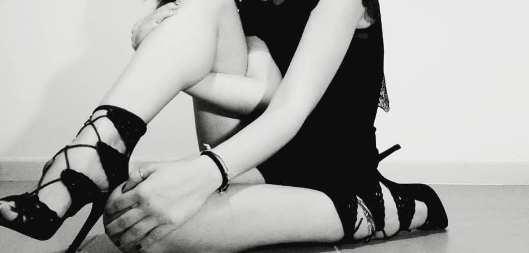 HotIsabelle banner image
