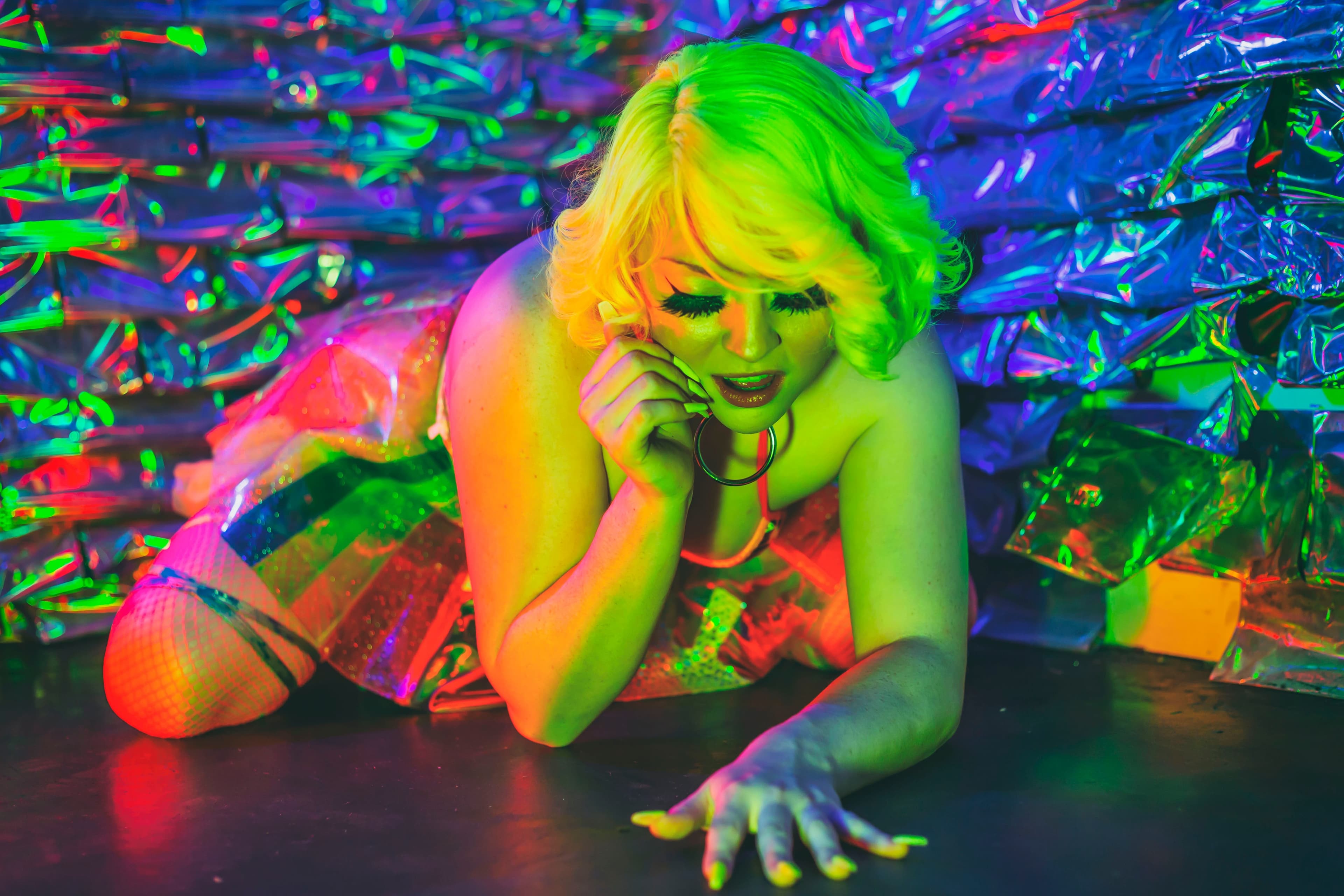 It's Molly Moans! banner image