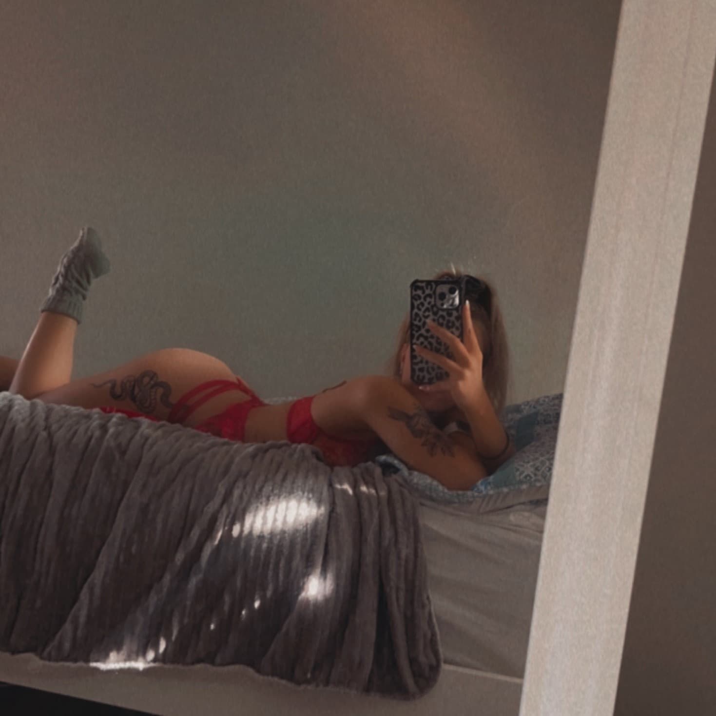 Tay🤍 banner image