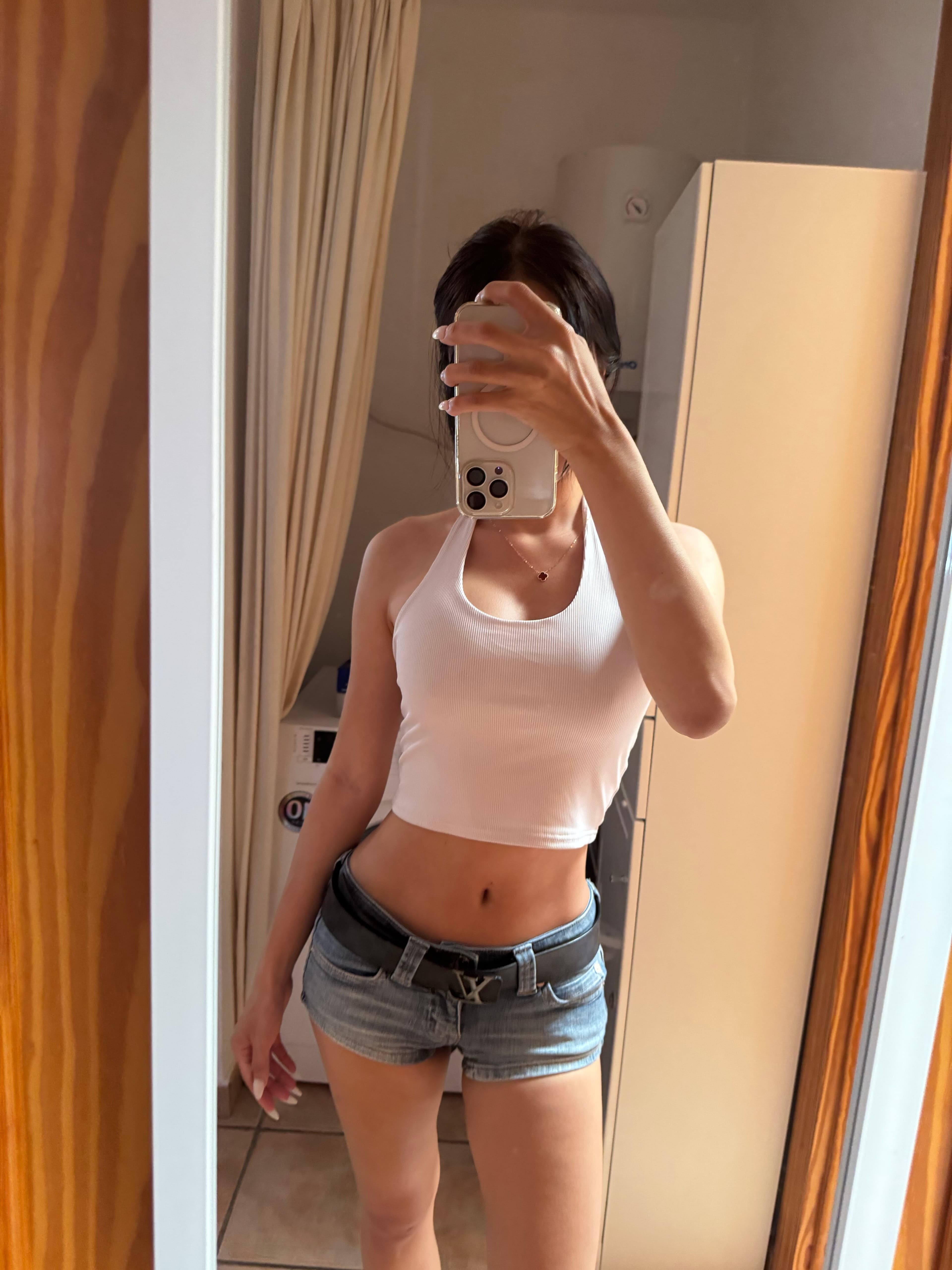 Sexy asian mom π banner image