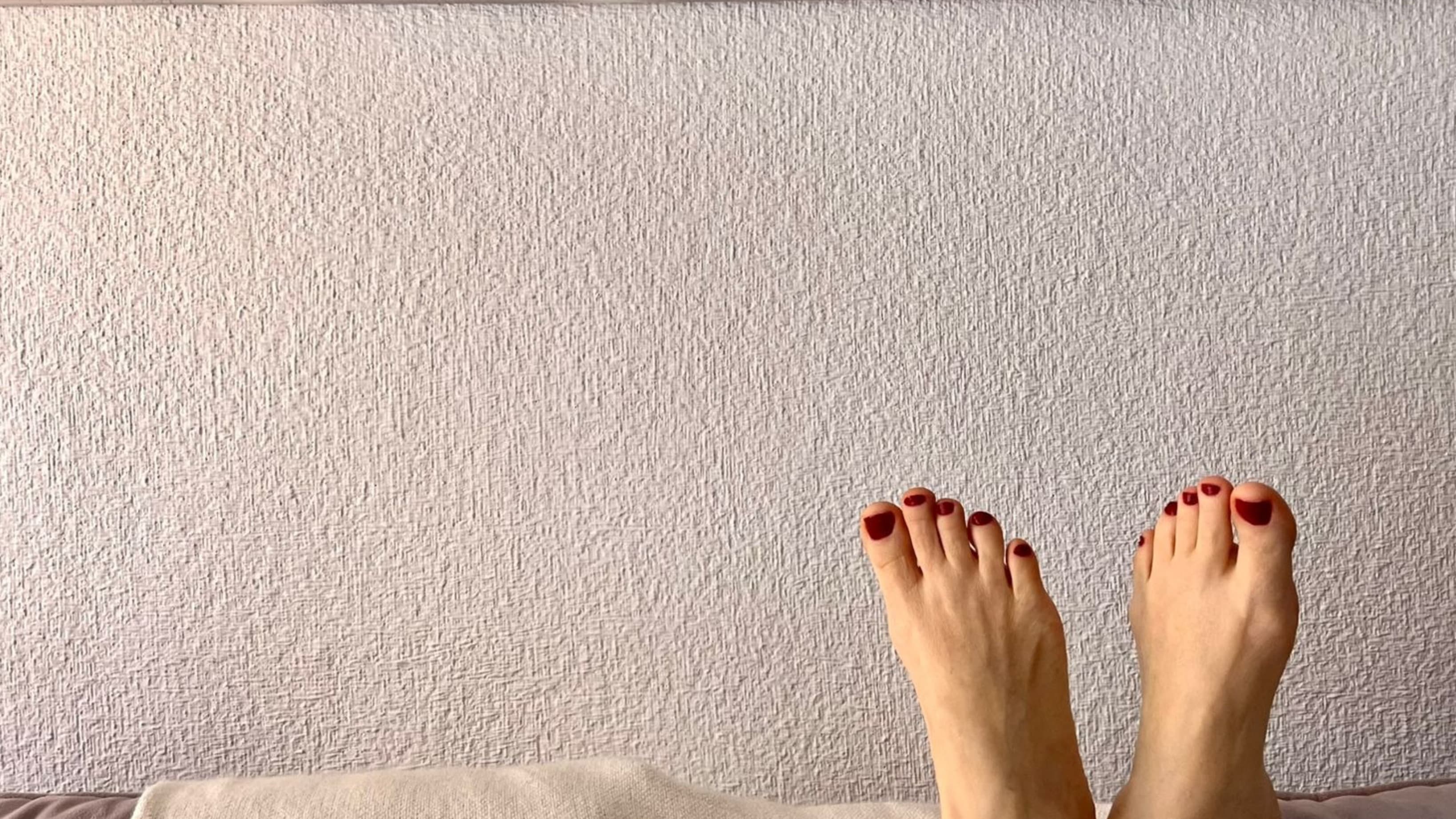 LittleHoneyFeet banner image