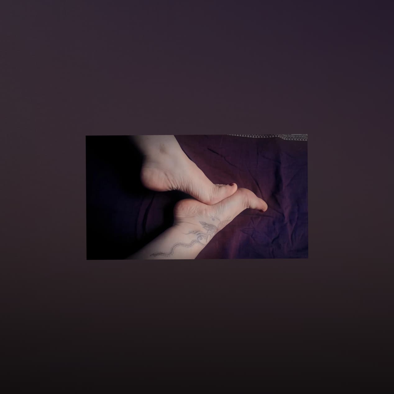only feet banner image