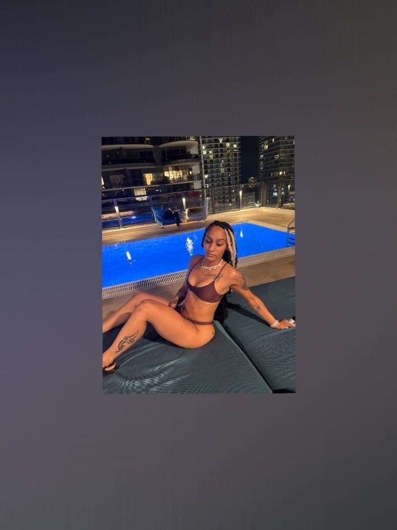 Nanieee😘 banner image