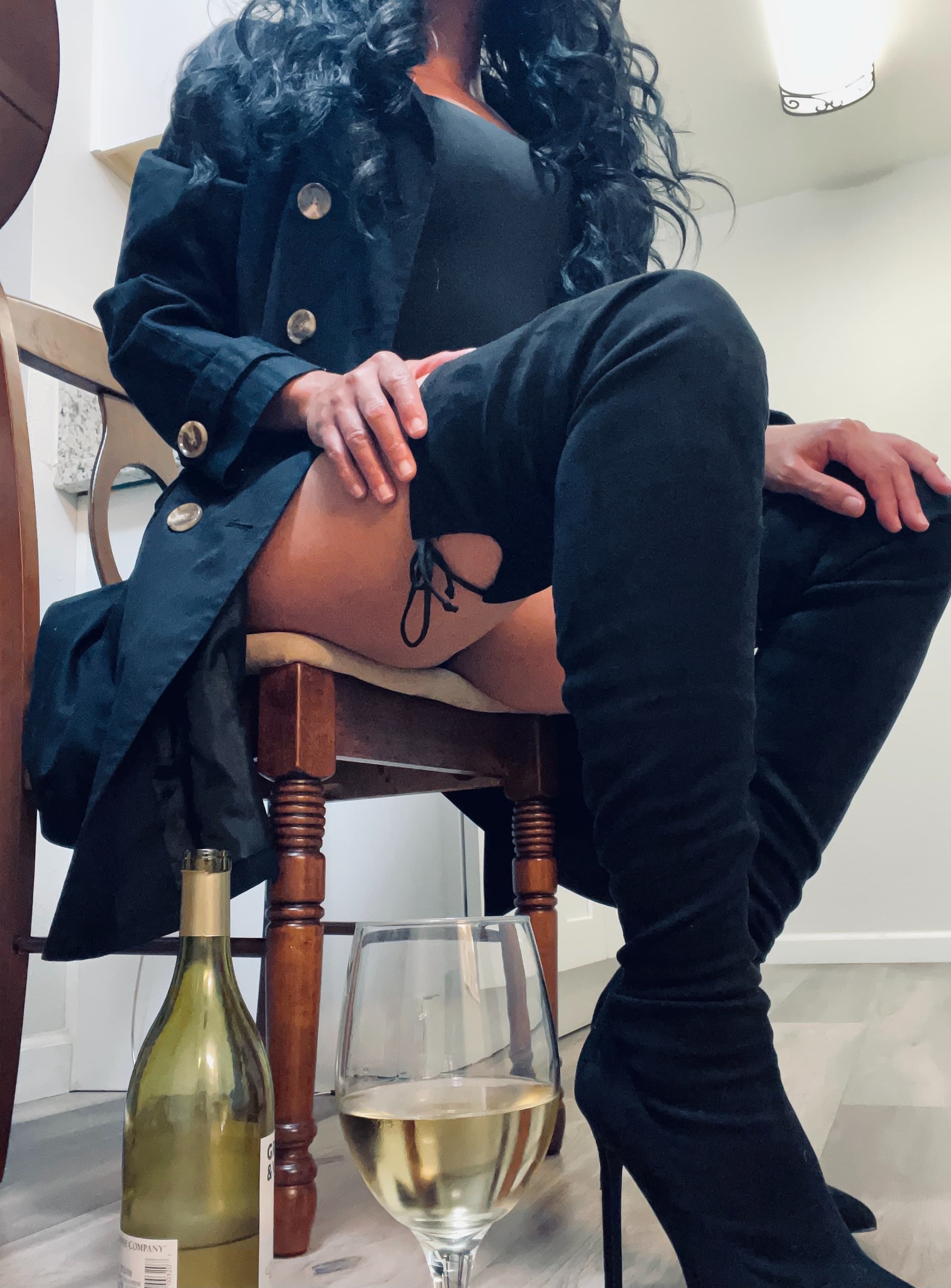 Nina Banks banner image
