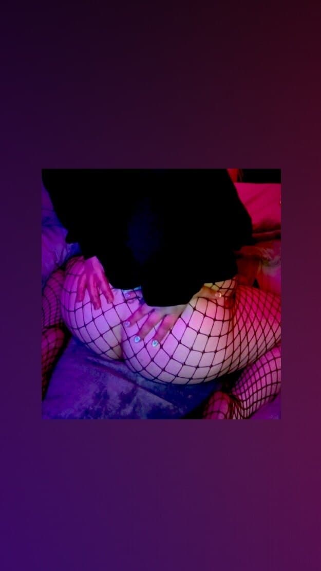 t h e b r a t t y p r i e s t e s s ๐ฎ โจ banner image