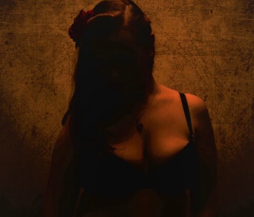 Misbehaving Lady banner image