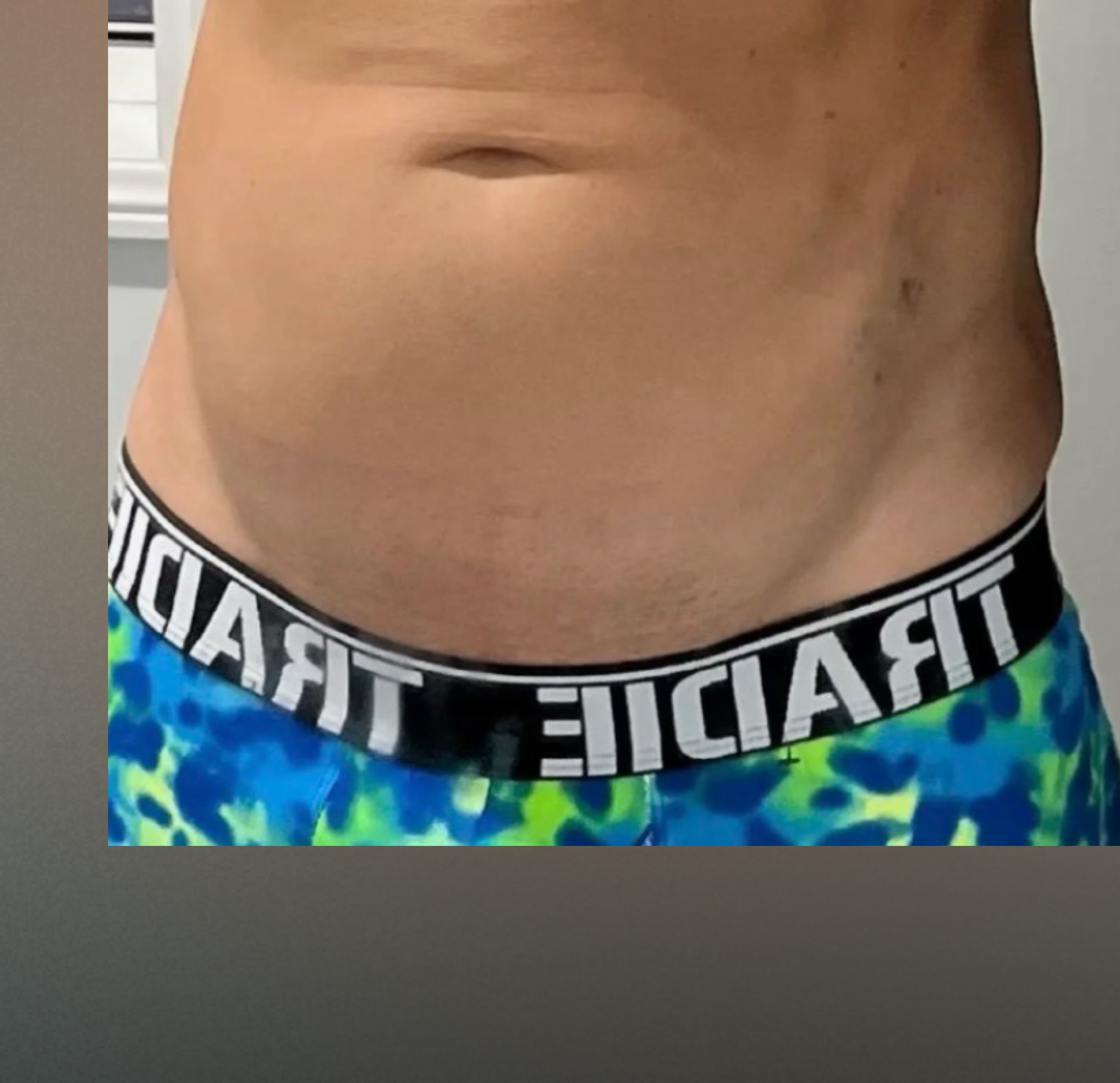 Fit guy loves to play banner image
