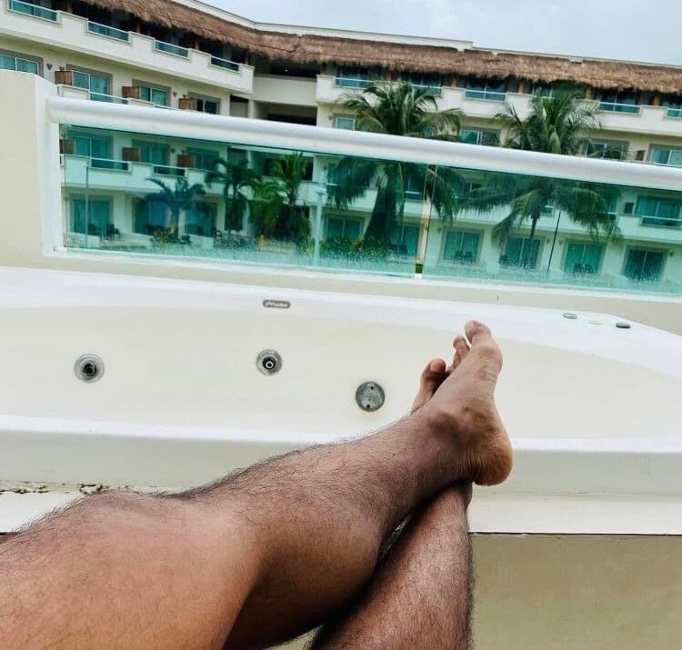 FeetMen-PiesHombre banner image