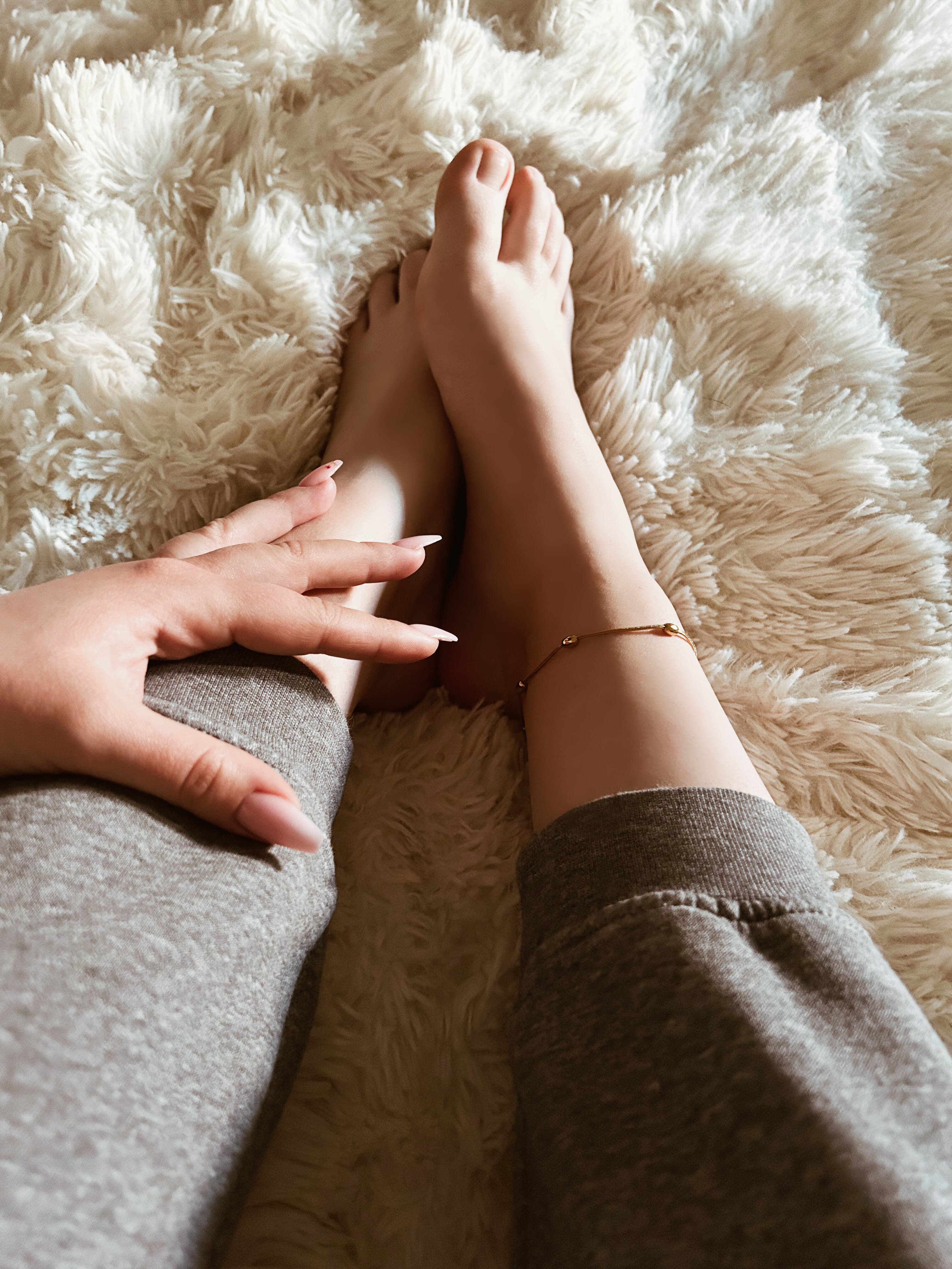 SoftPetalsGlow 🦶🏻 banner image