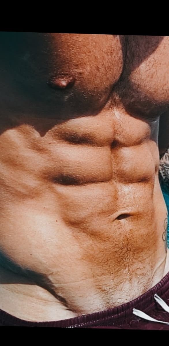 Model muscle viril banner image