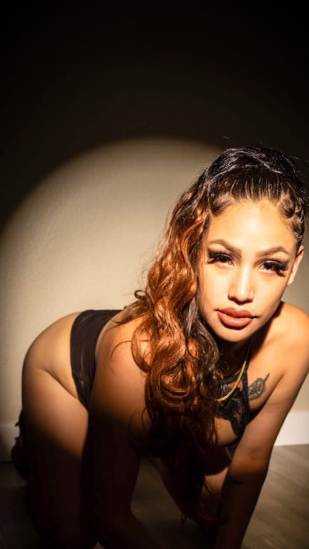 Mia Taylor banner image