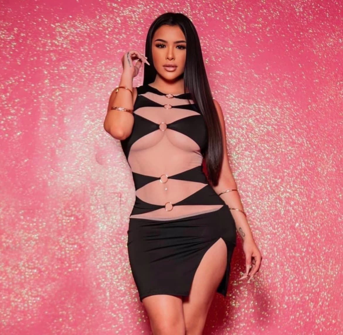 Alejandra Xπ¦ banner image