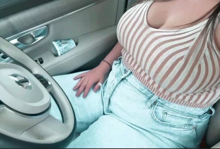 miss hallie banner image