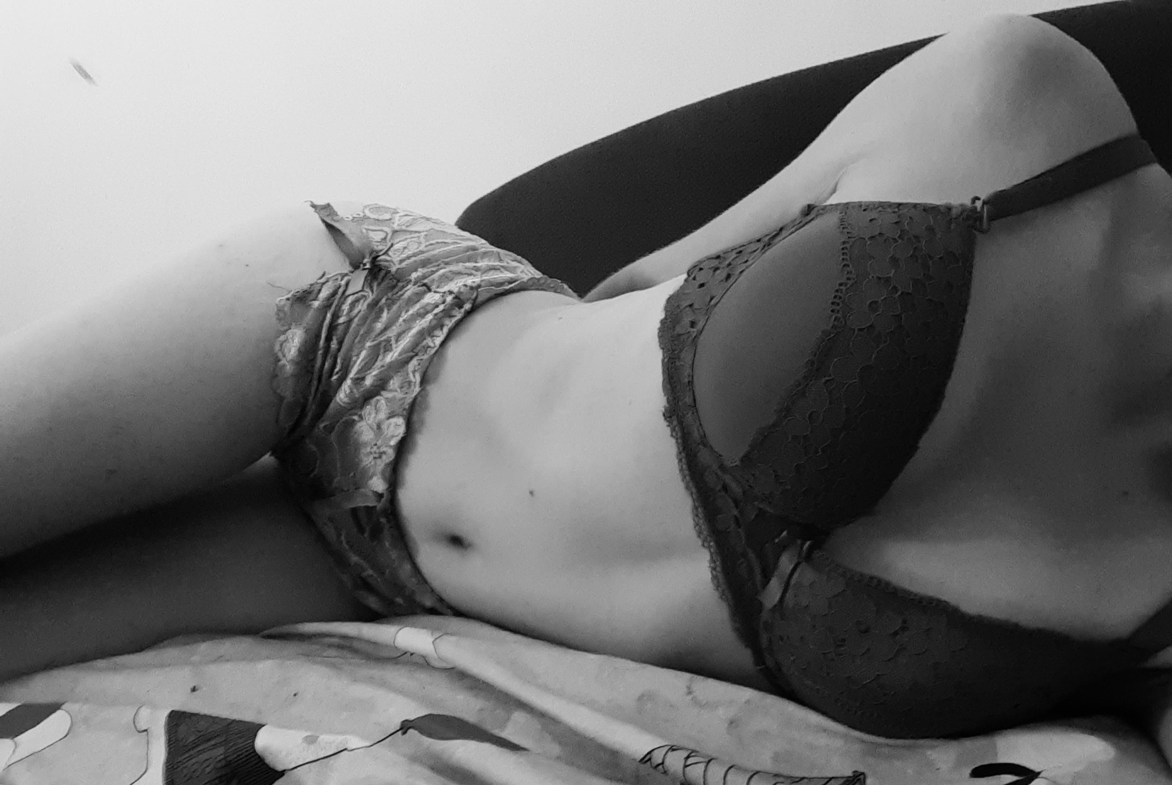 Skinny.girl banner image