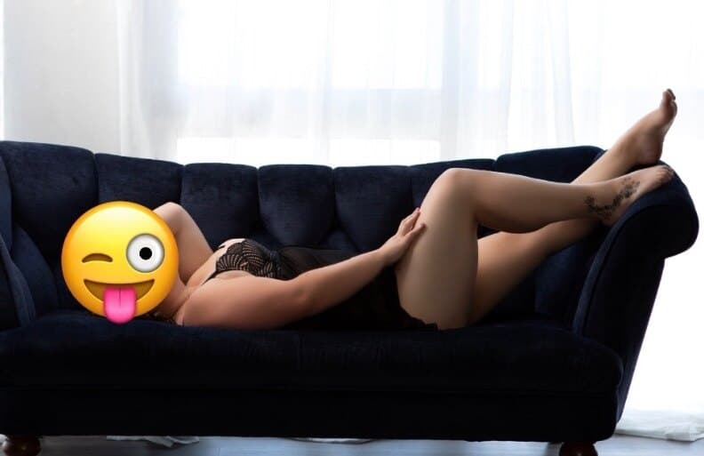 Curved beauty banner image