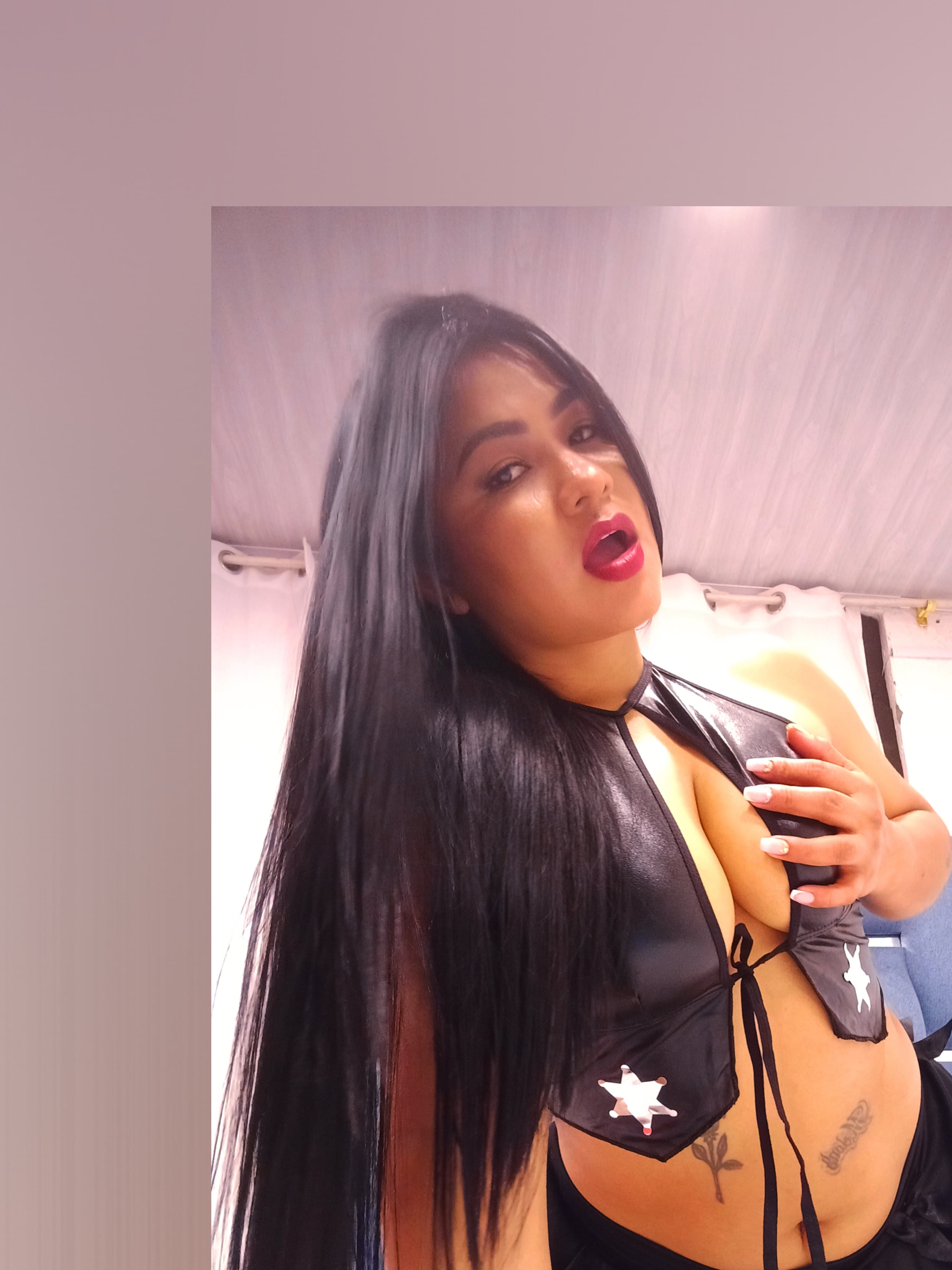 Anna π¦π @indiannakedgirl FREE ACCOUNT banner image
