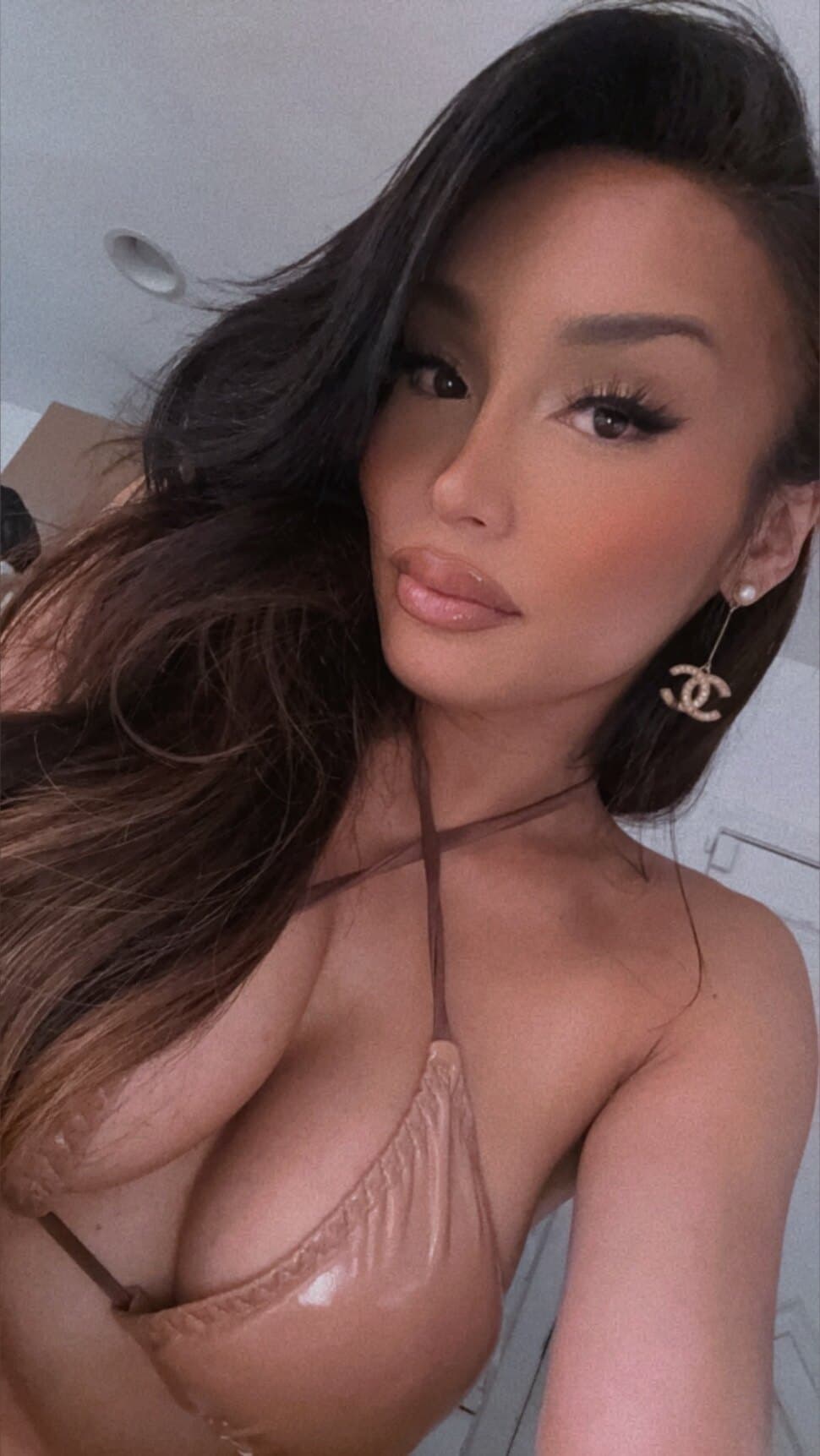 ava cruz banner image