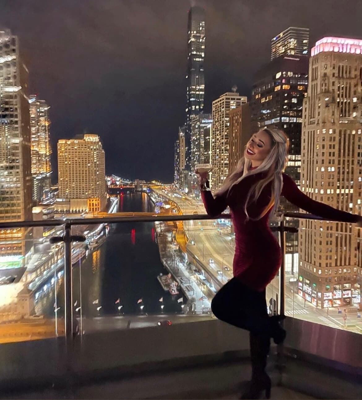 Bella Blondie 💋 banner image