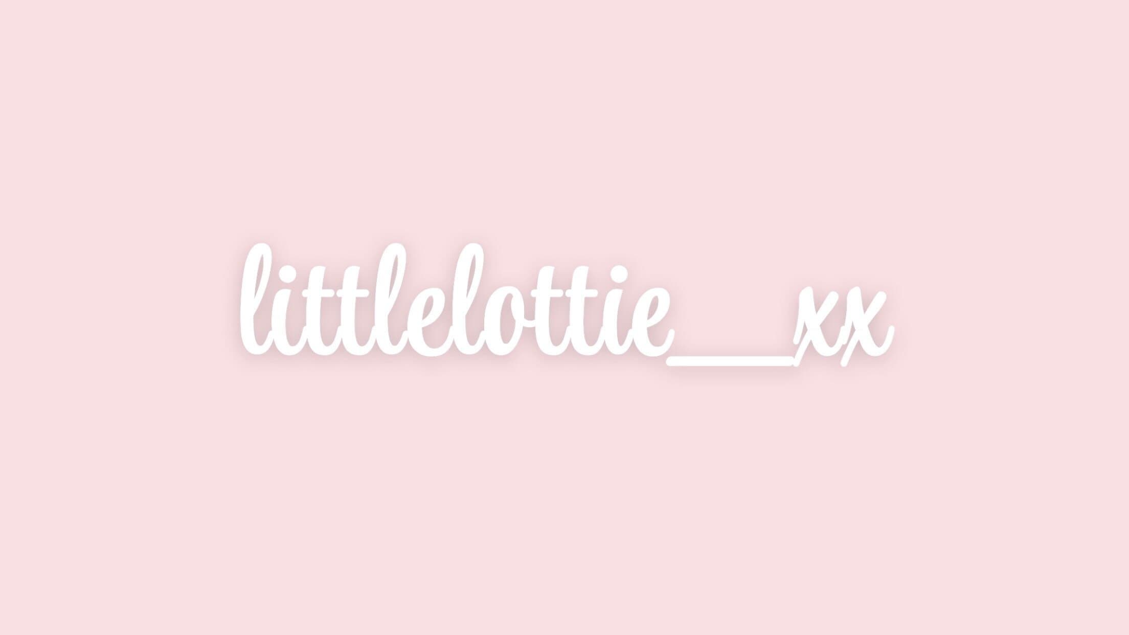 Charlotte😋🍑🍒 banner image