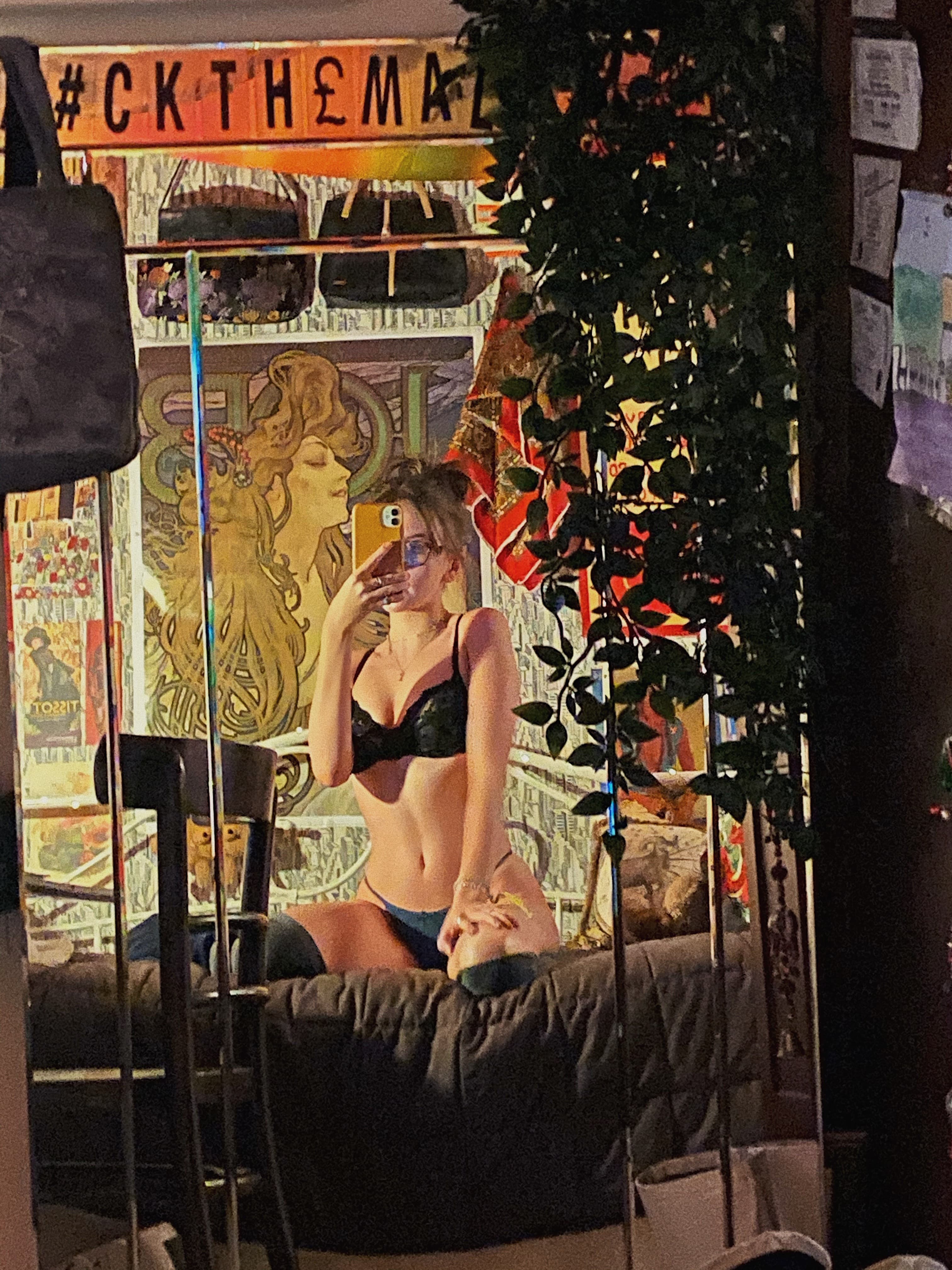 Arabelle June banner image