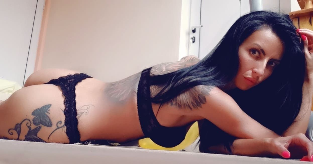 Dyanna banner image