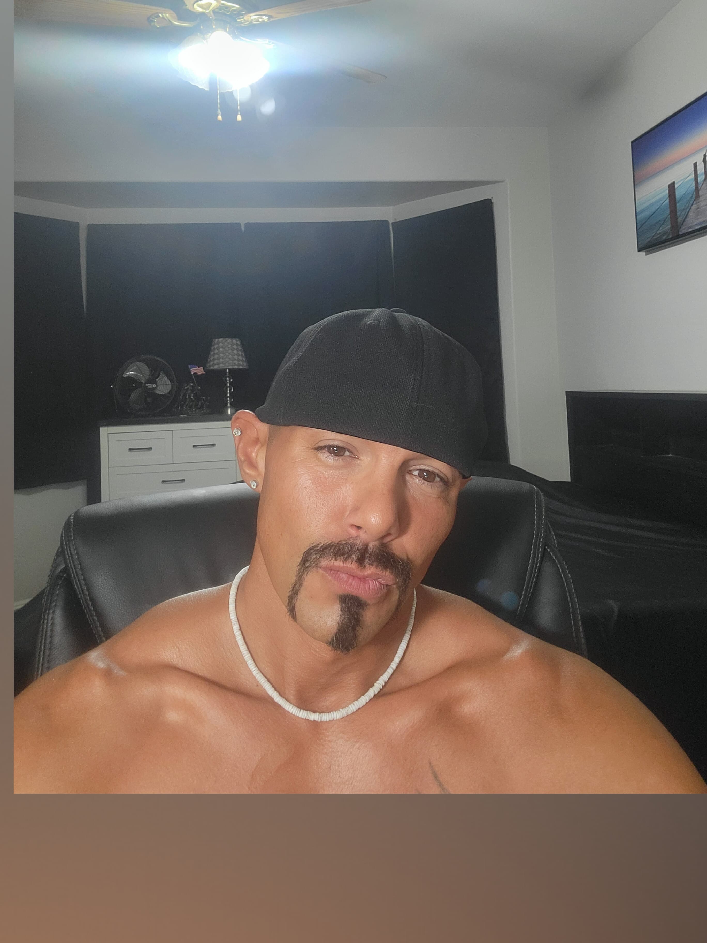 @RealThickD2c banner image