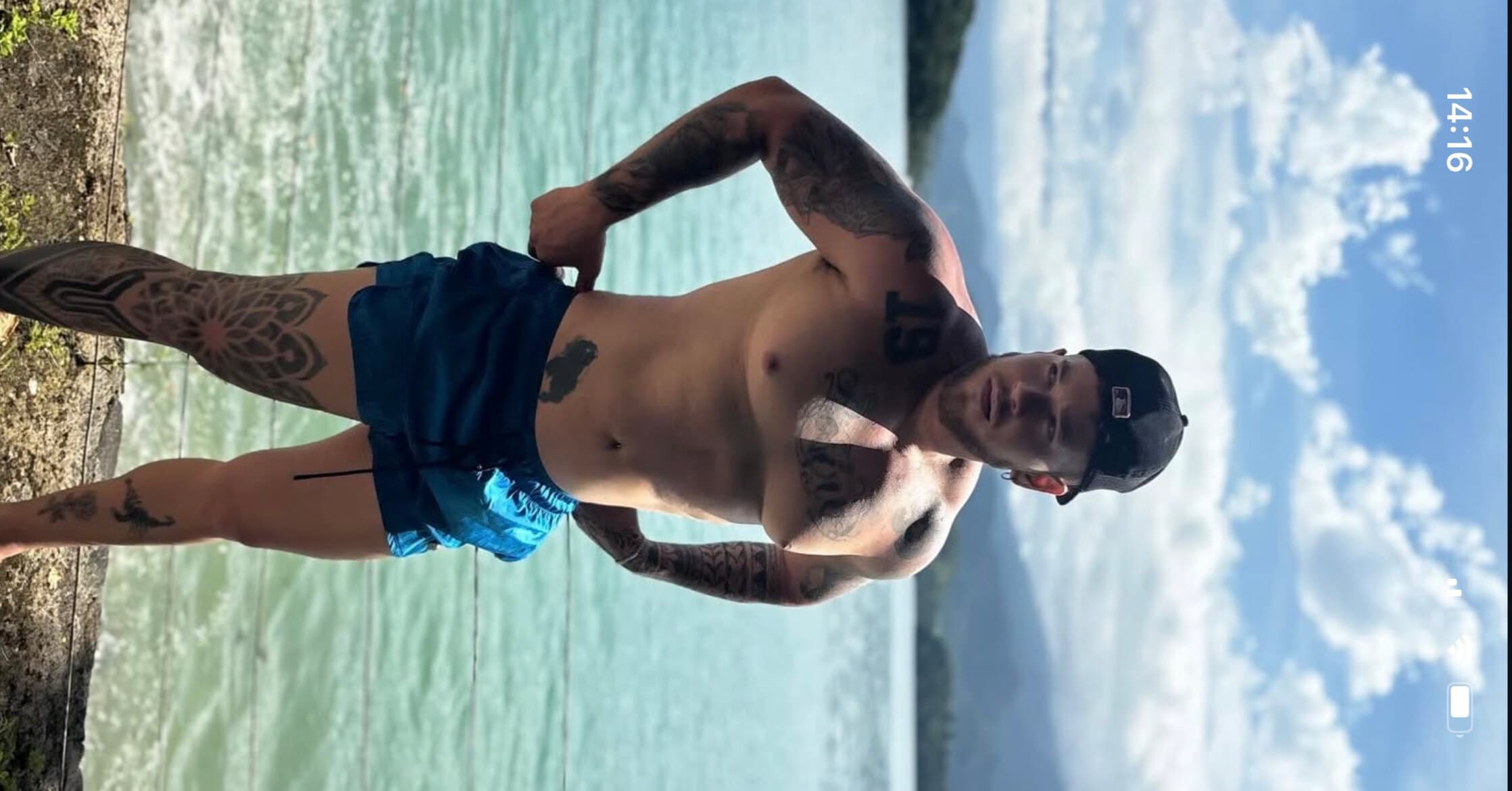 Tayrone Tovar 👑 banner image
