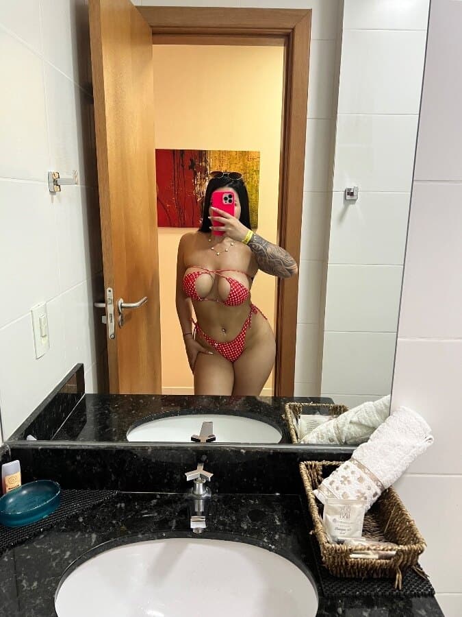 BrunetteFitX banner image