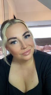 Hayley Lou banner image