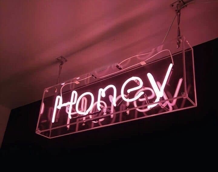 Alex Ava ✨ banner image