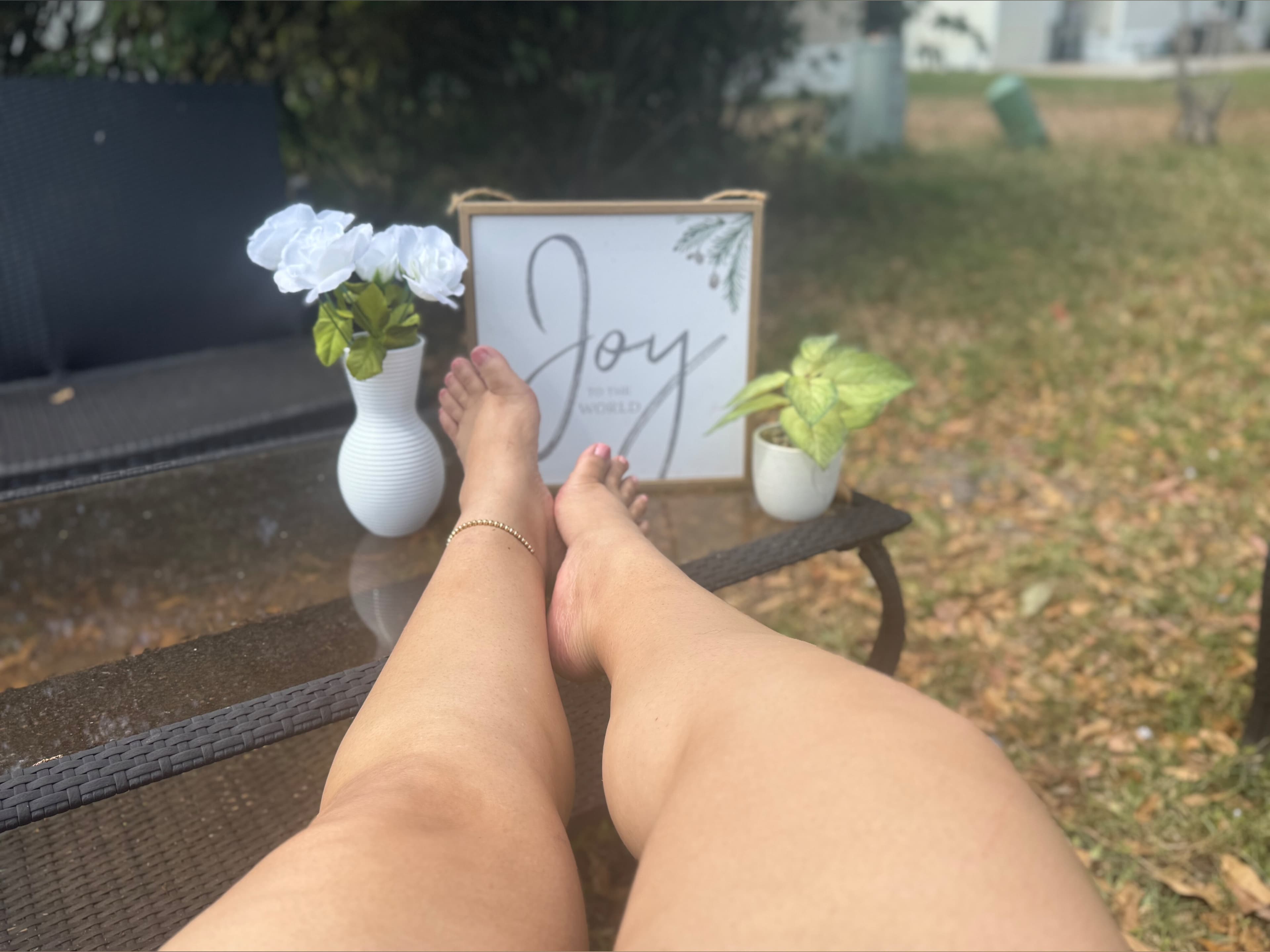 CurvyGirlFeets banner image