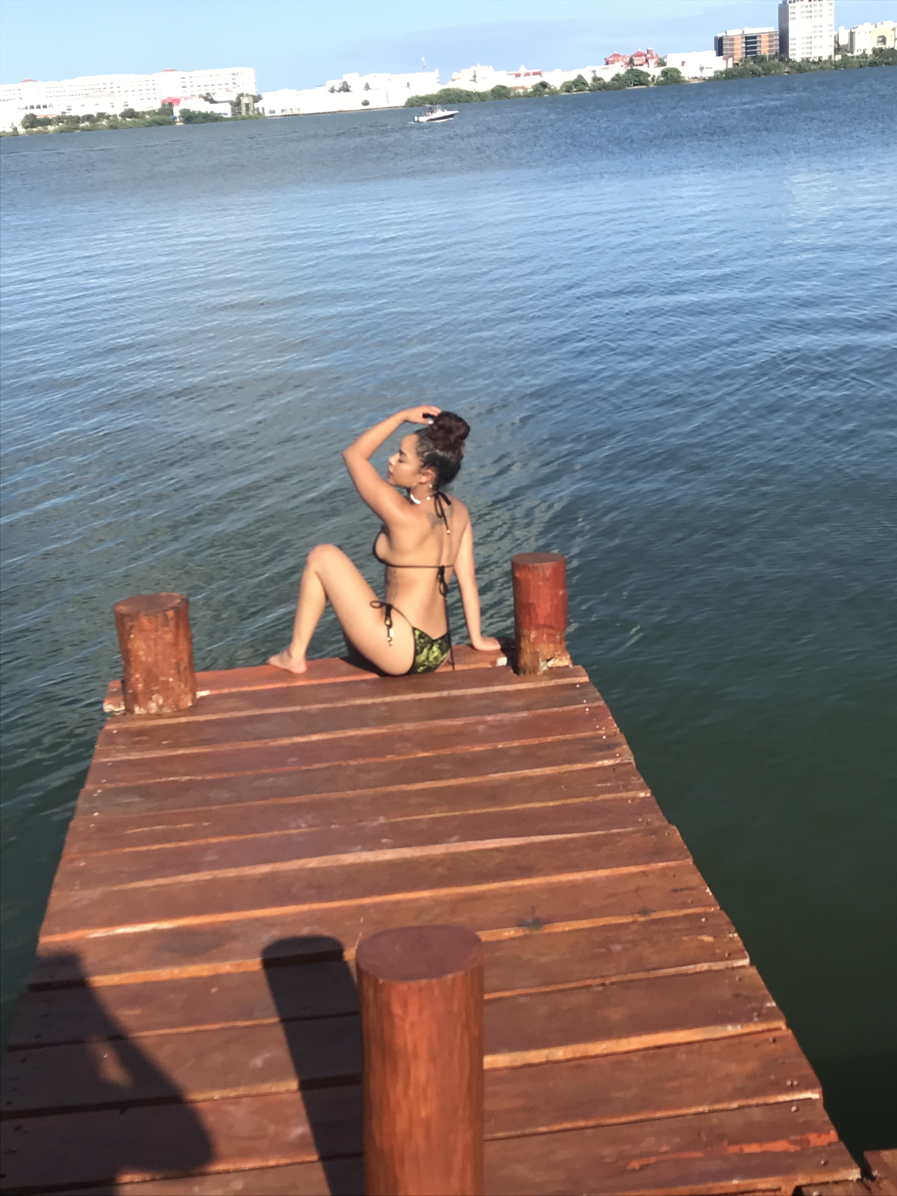 tiny. banner image