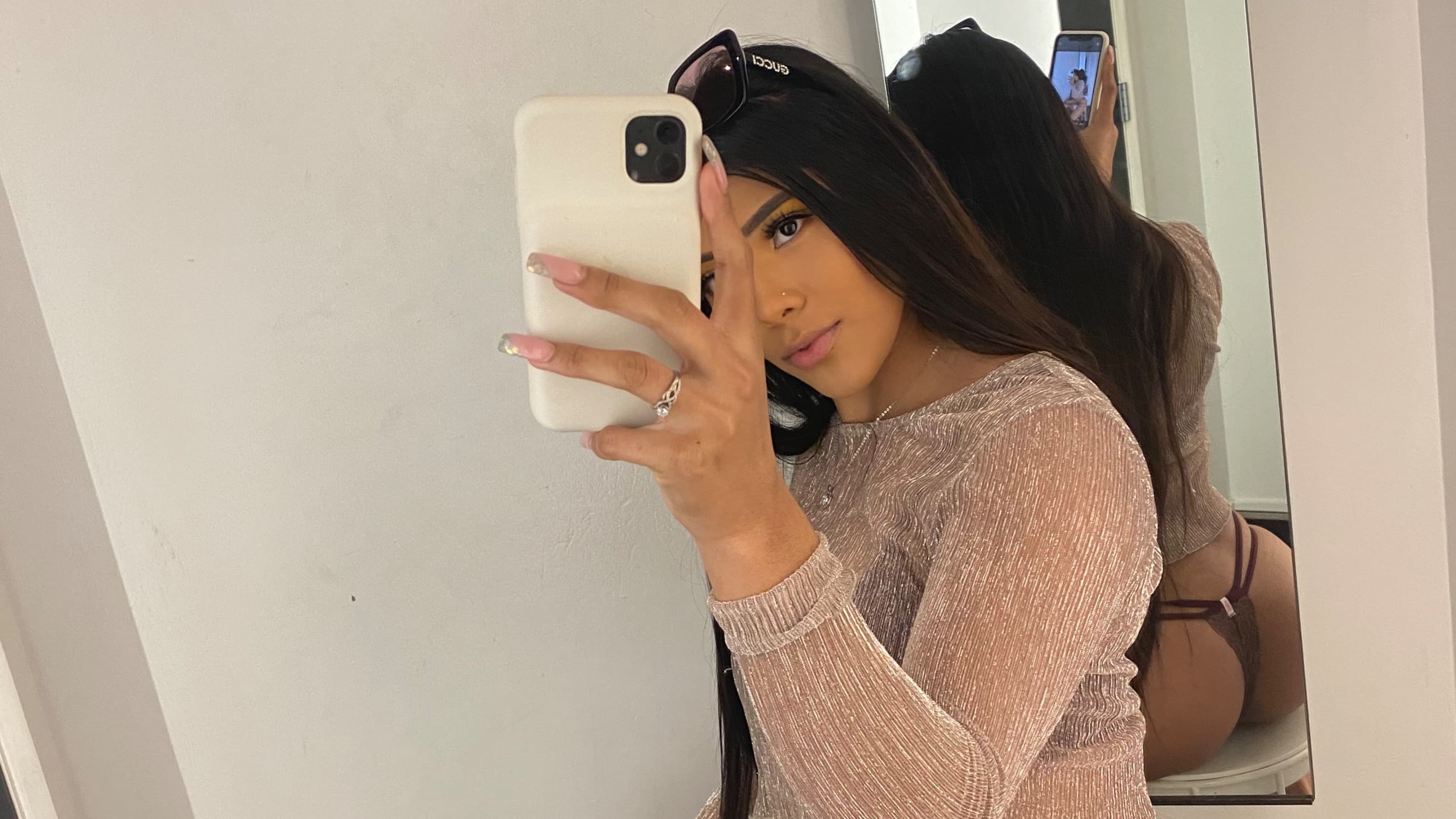 Nina Nikole ❤️🔥 banner image