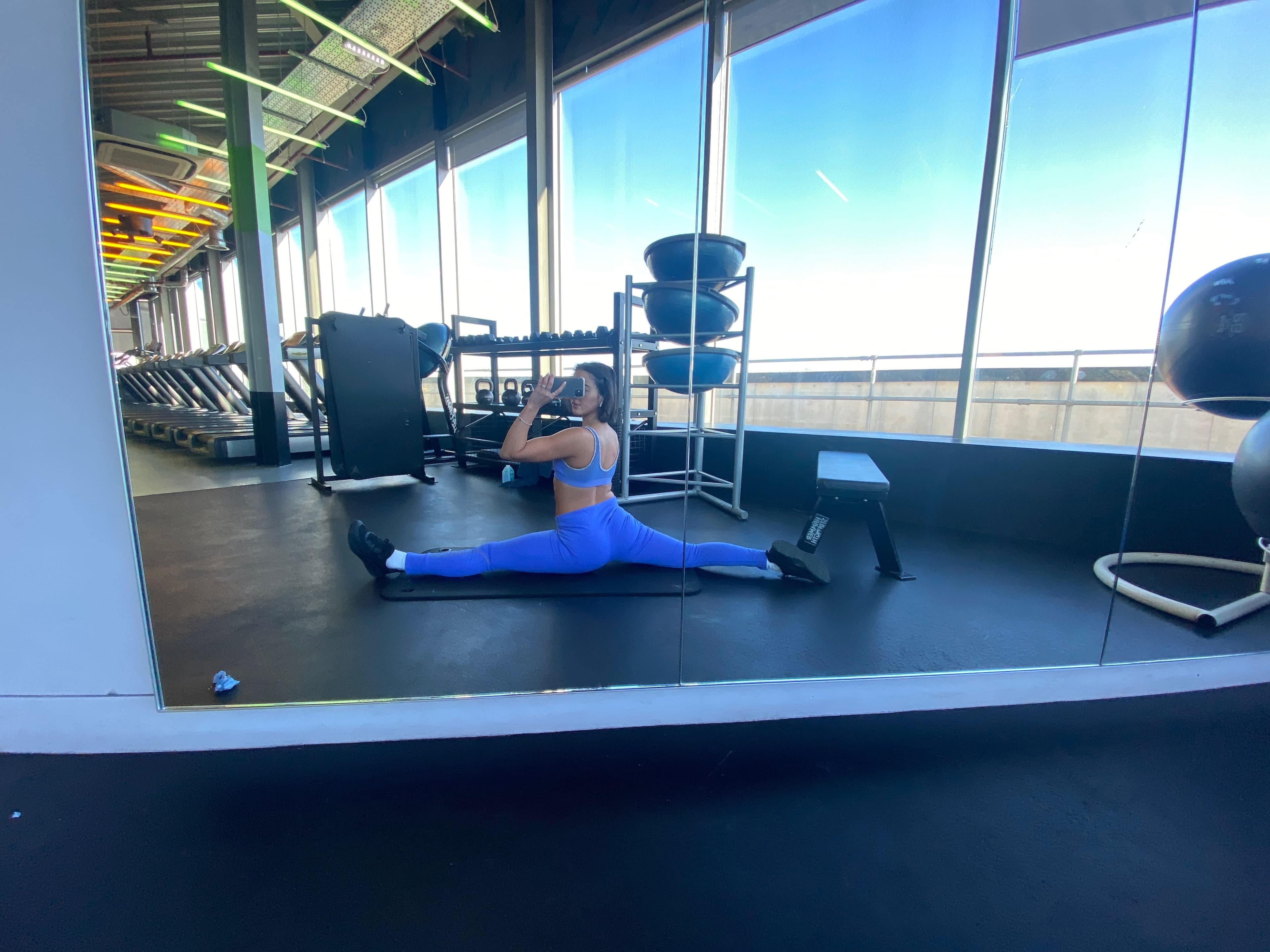 Bella the yogi banner image