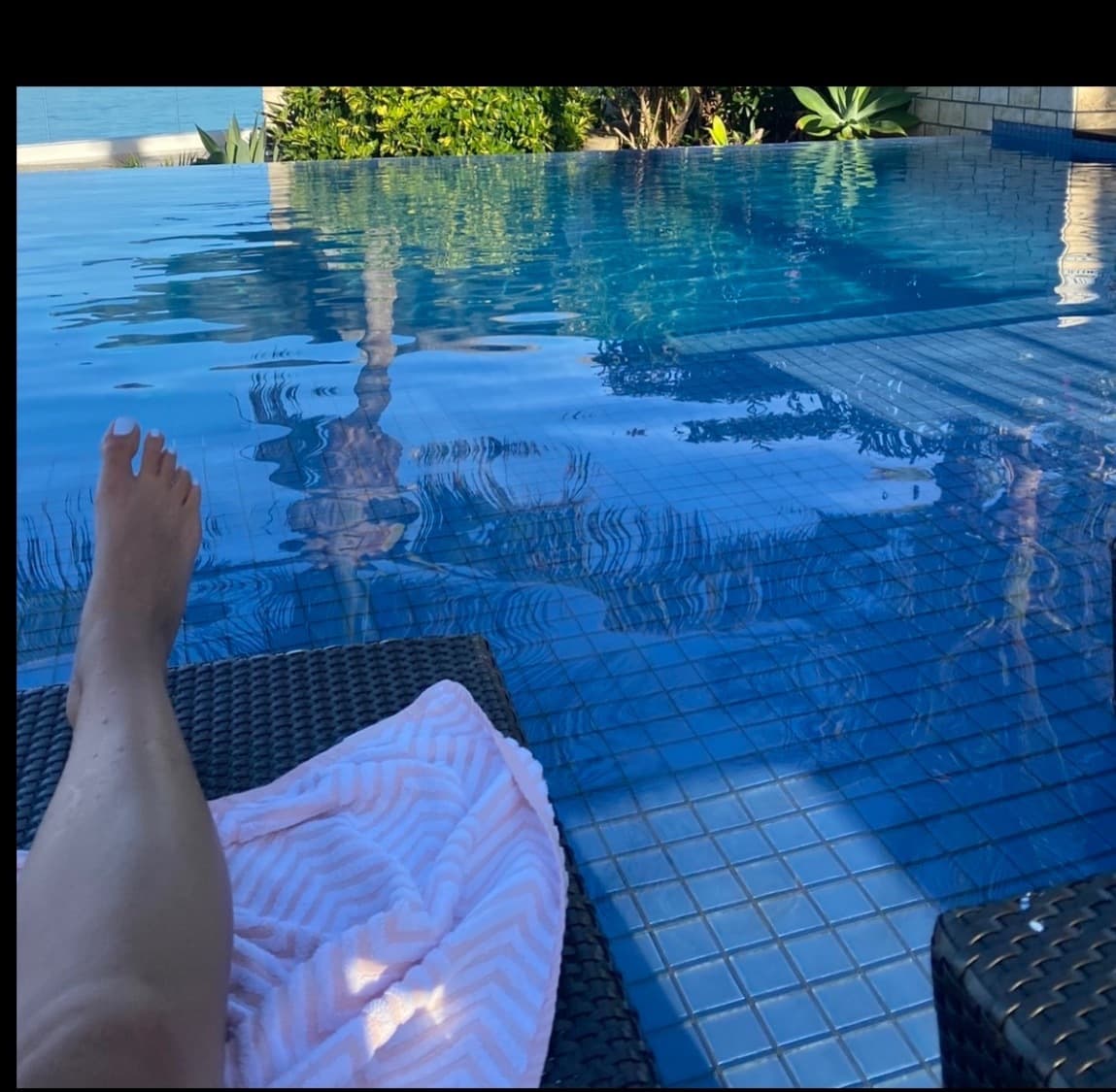 FineFreshFemFeet banner image