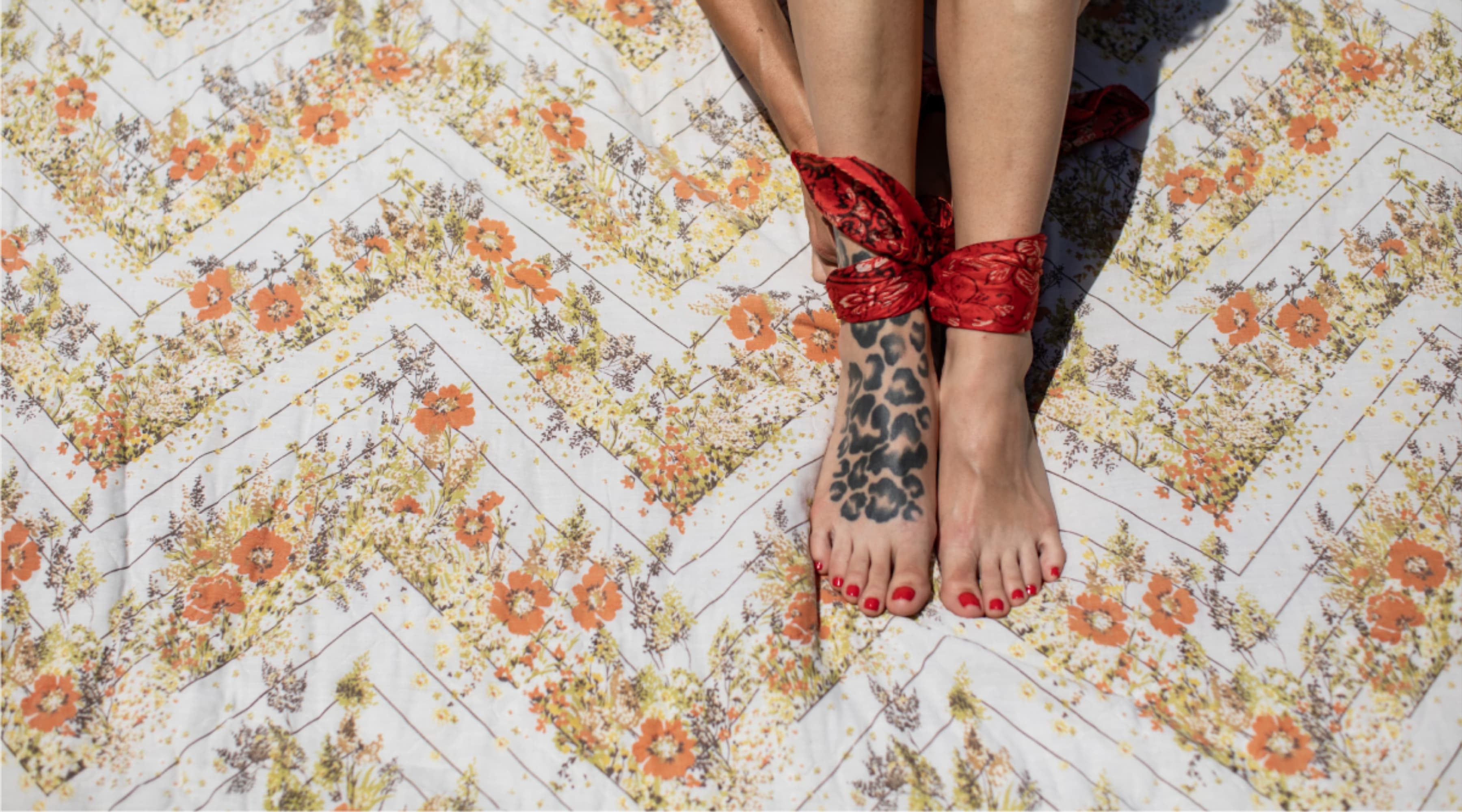 Toesie the Riveter banner image