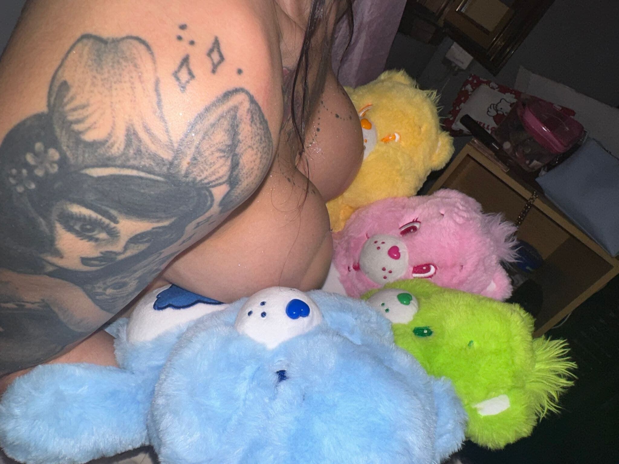 Mia_Doll_666. banner image