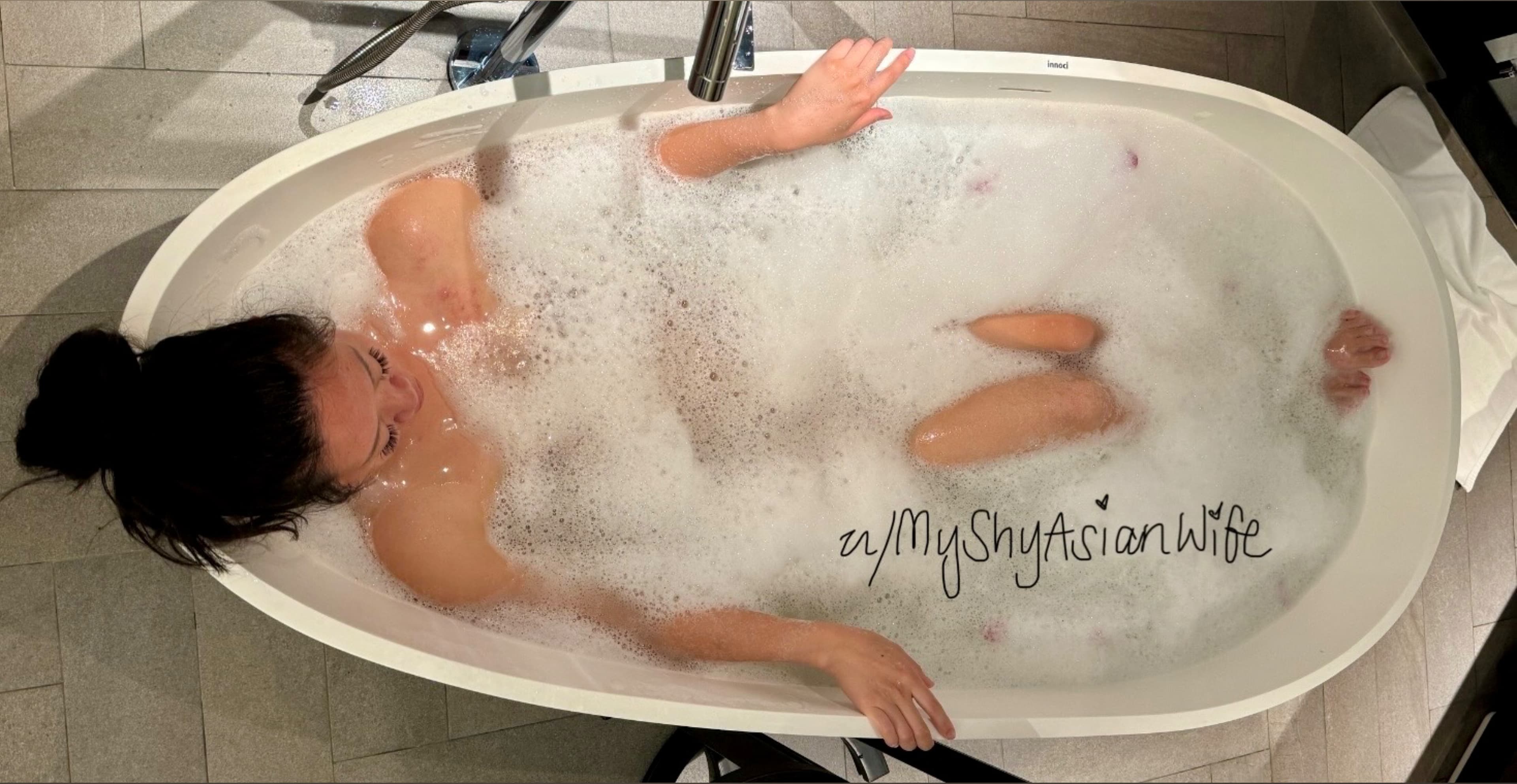 MyShyAsianWife banner image