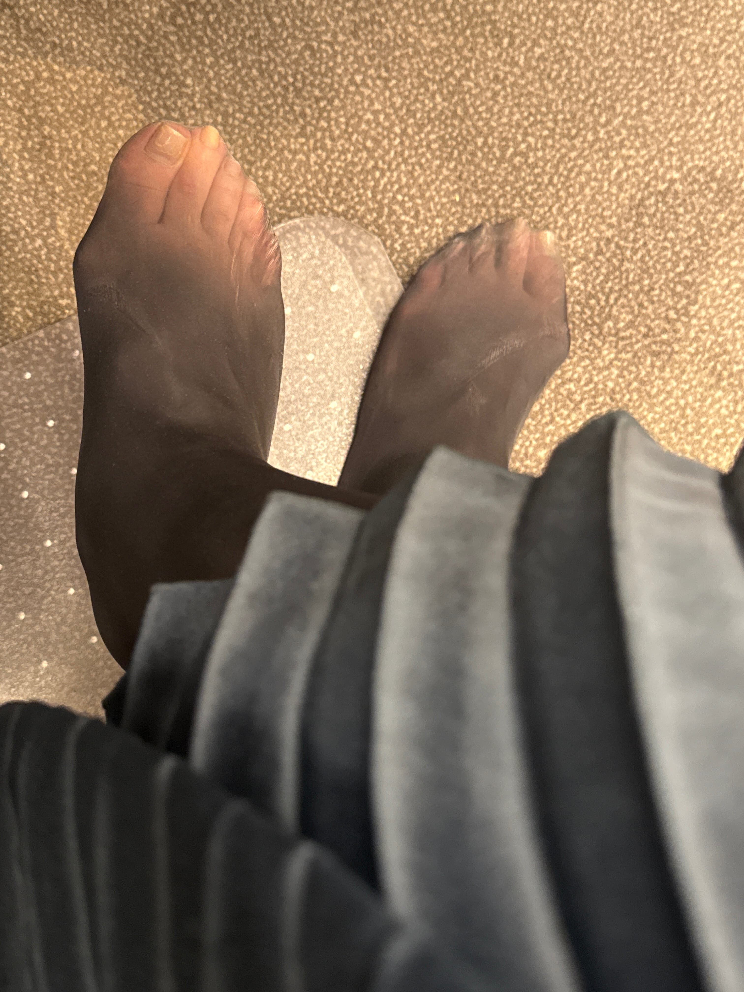Ugly Chinese feet banner image
