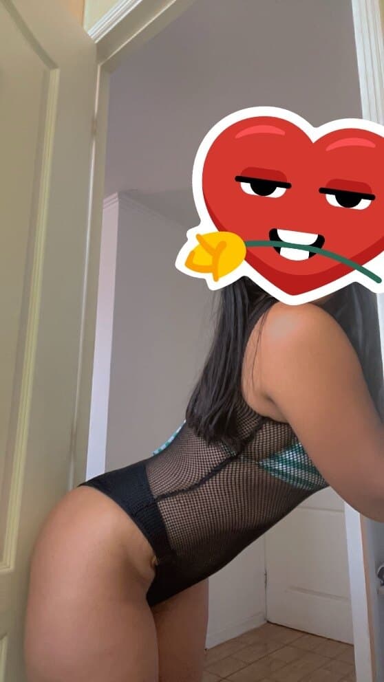 Denisse banner image