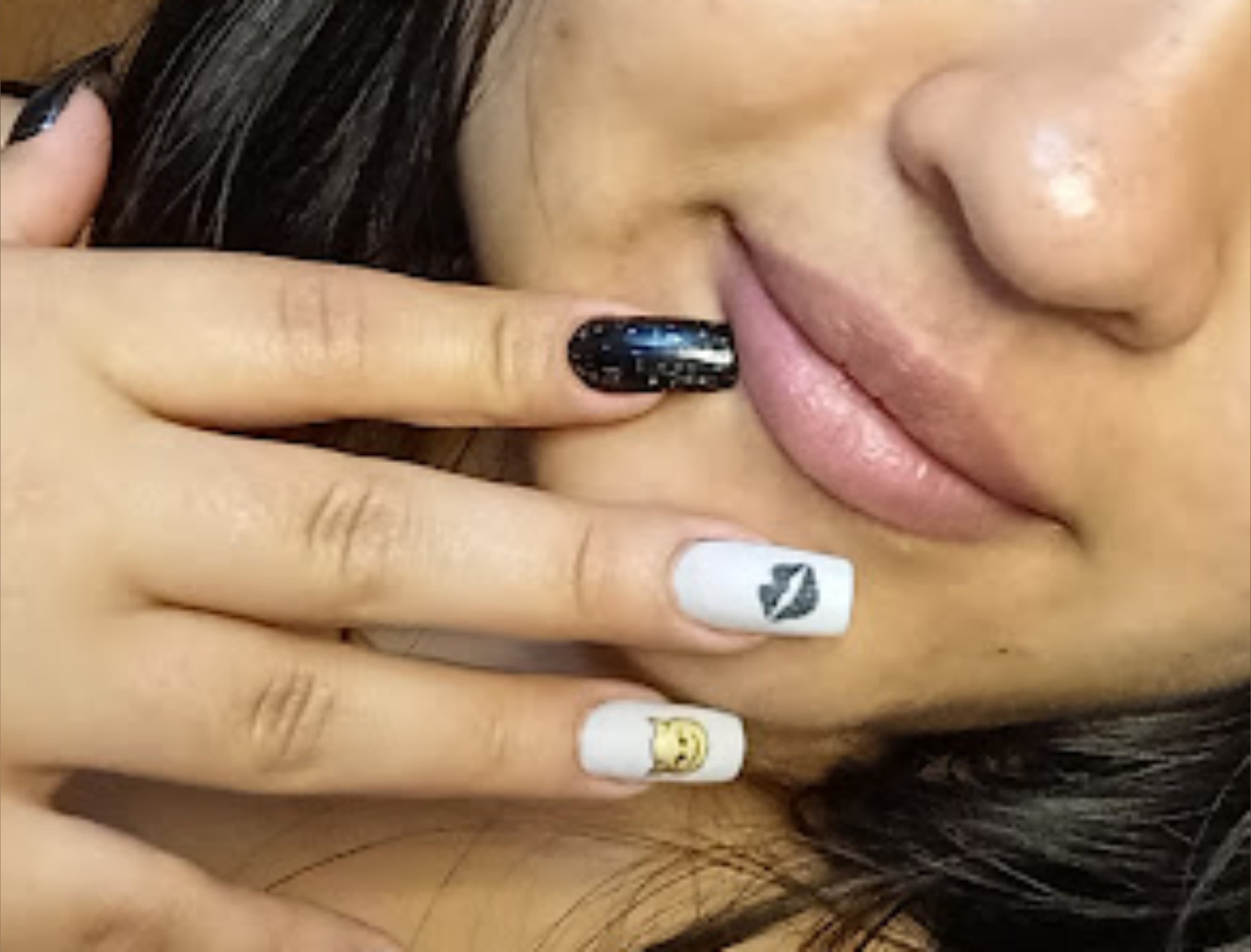 Lizzie Sexy banner image